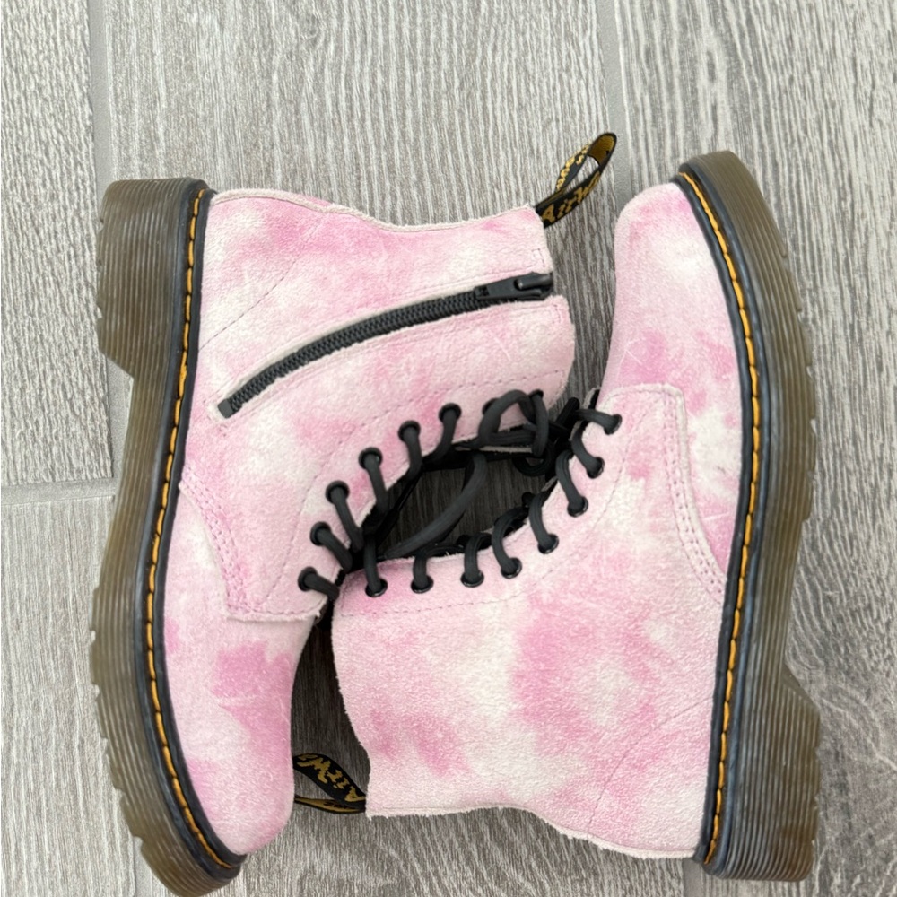 Dr Martens Junior Big Kids Pink Lace-Up Boots